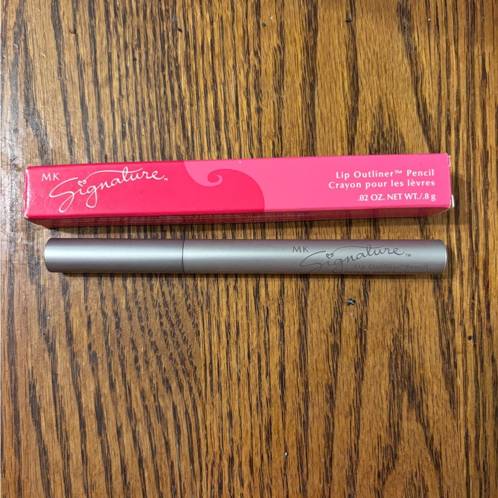 NWT Mary Kay Lip Outliner Pencil
